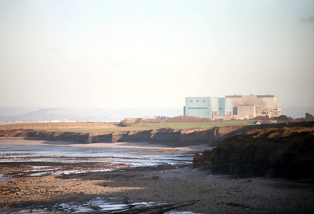 Problémy reaktoru EPR v Číně mohou zpozdit výstavbu britské elektrárny Hinkley Point C
