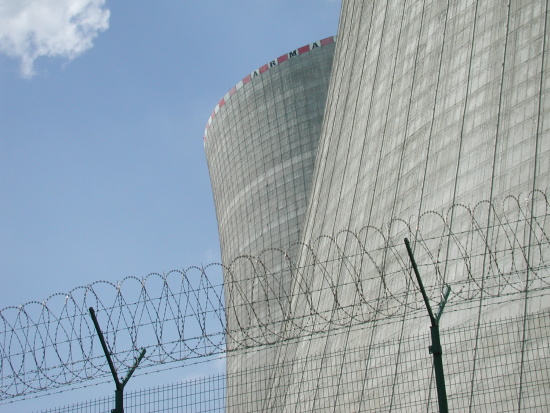 Ministerstvo průmyslu tají informace o drahých reaktorech